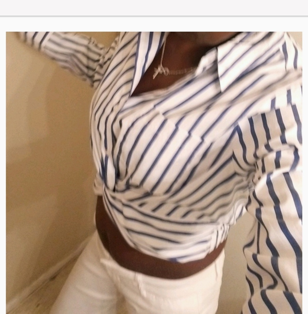 COPY - FOREVER XXI CROP TOP SHIRT NWOT